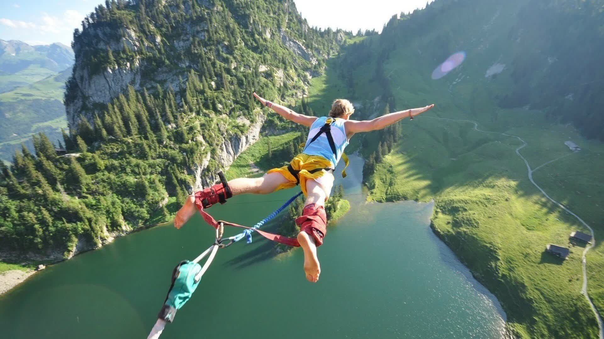 bti体育-双线狂飙！Uzi巅峰对决塔图姆，90秒激战比分领先却胜负难料